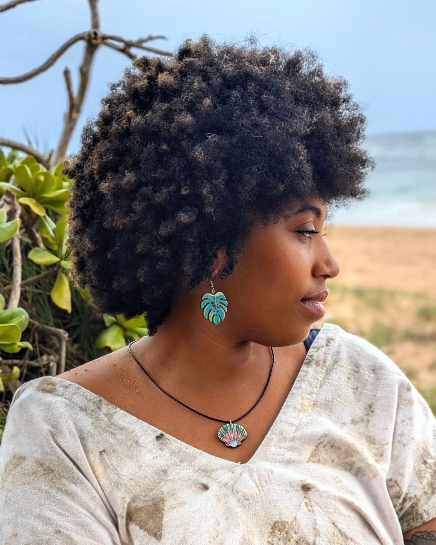 Hand-Painted Moonrise Shell necklace